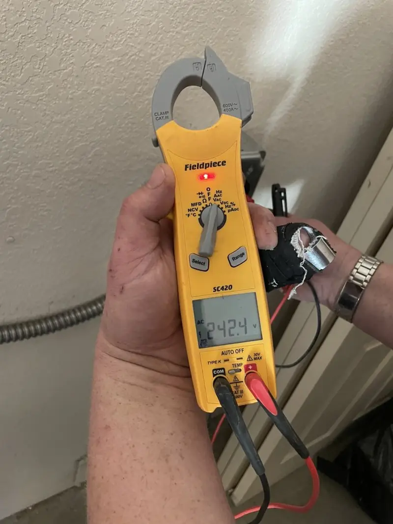 Voltage testing with clamp meter during Circuit Breaker Repair in North Huntingdon